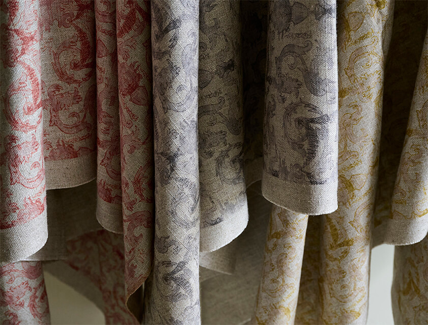 Spill Resistant RHS Gertrude Jekyll Ornamental drapes